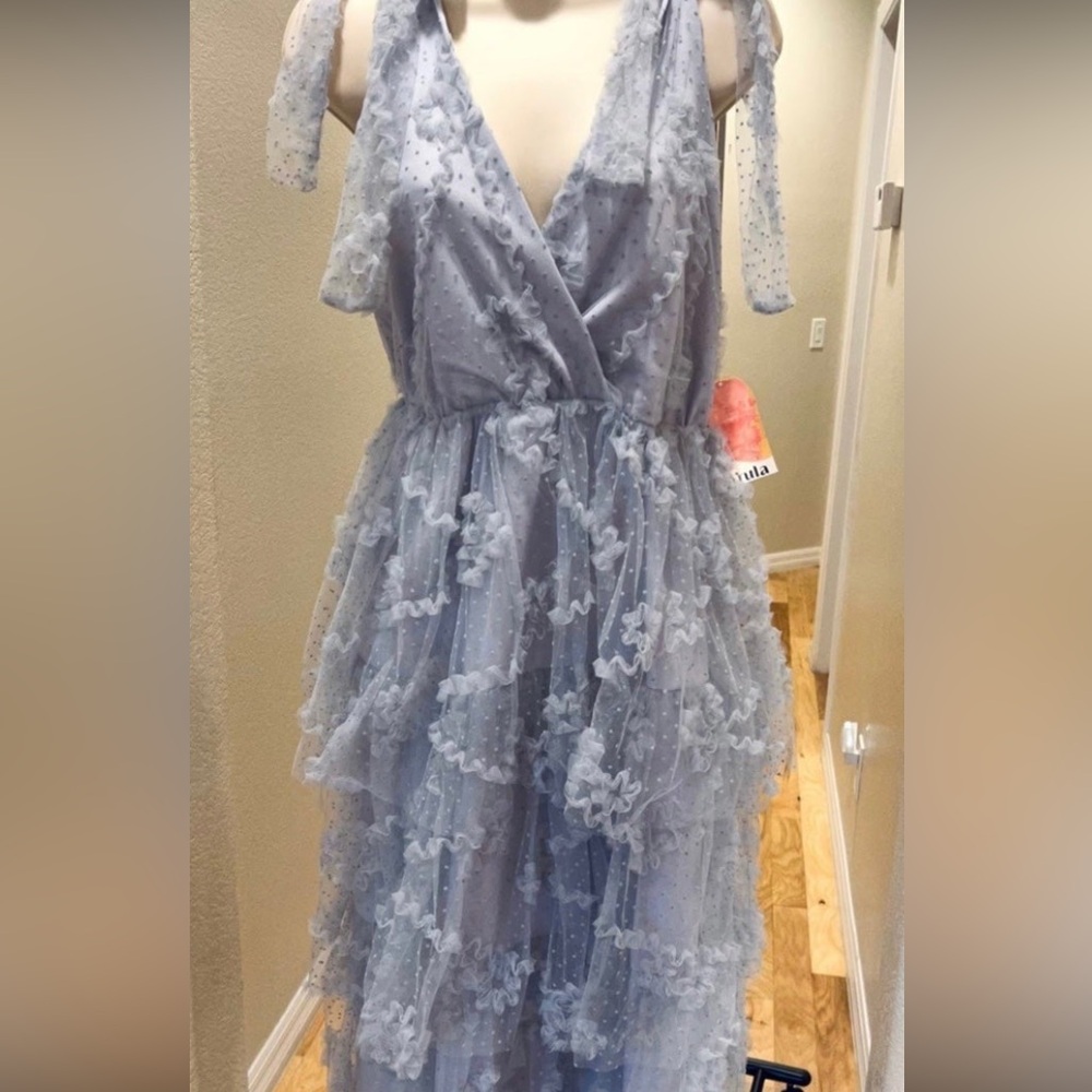 Arula Dress